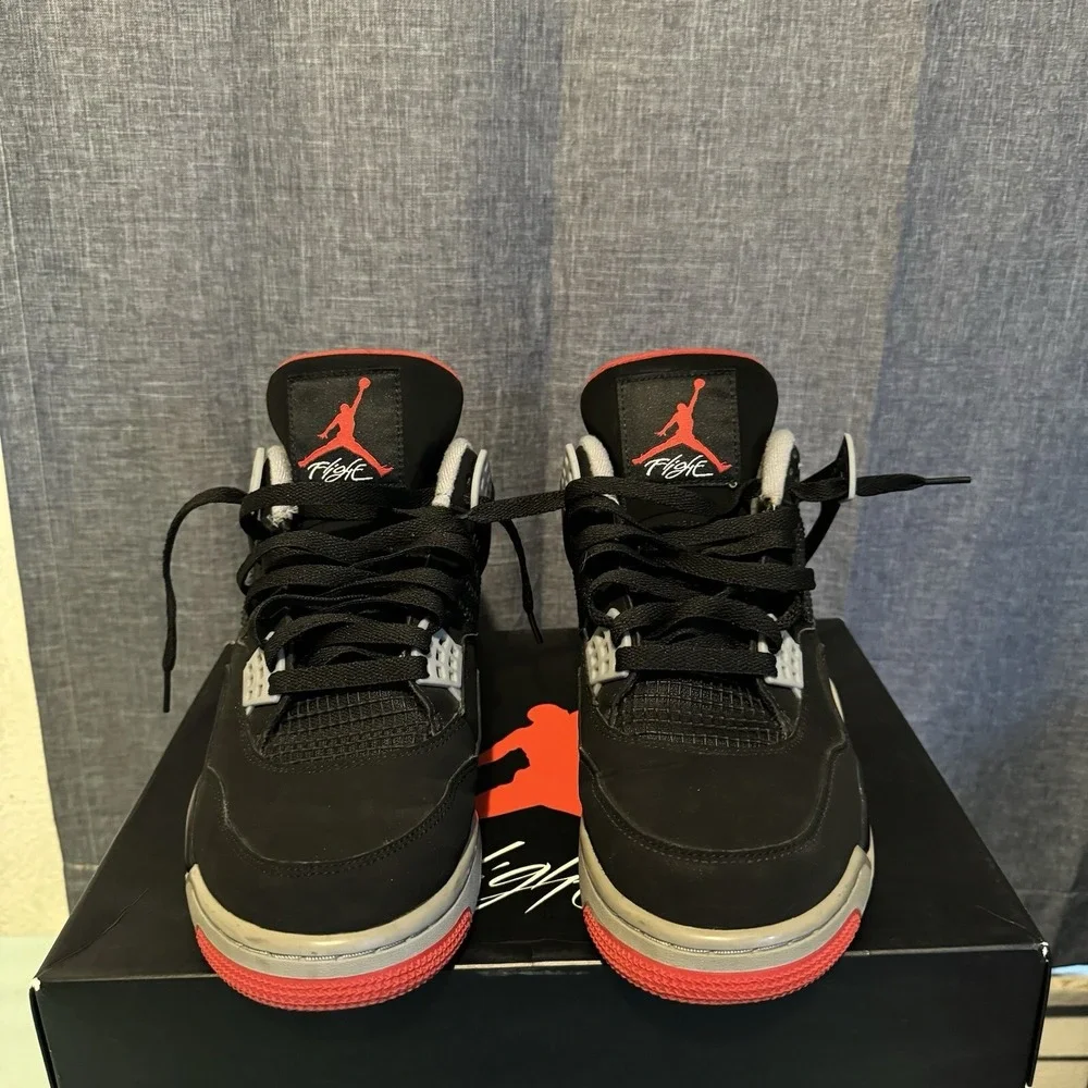 Size 10.5 - Jordan 4 Retro OG Mid‎ Bred 2019 Clean!